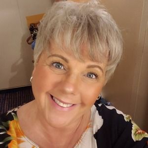 Meet your Posher, Connie